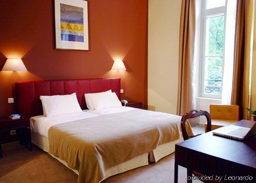 Clarion Suites Corneille Luchon Bagnères-de-Luchon Habitación foto