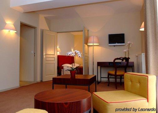Clarion Suites Corneille Luchon Bagnères-de-Luchon Habitación foto